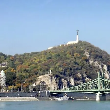 Danube Royal De Lux *