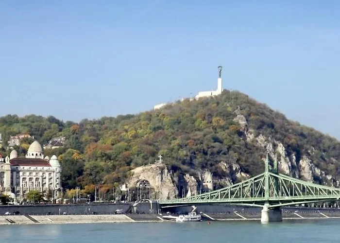 Danube Royal De Lux *